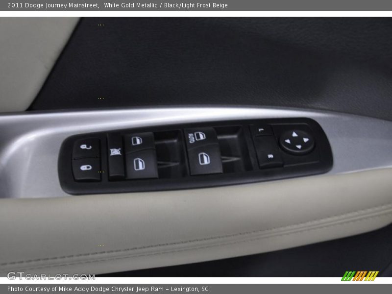 White Gold Metallic / Black/Light Frost Beige 2011 Dodge Journey Mainstreet