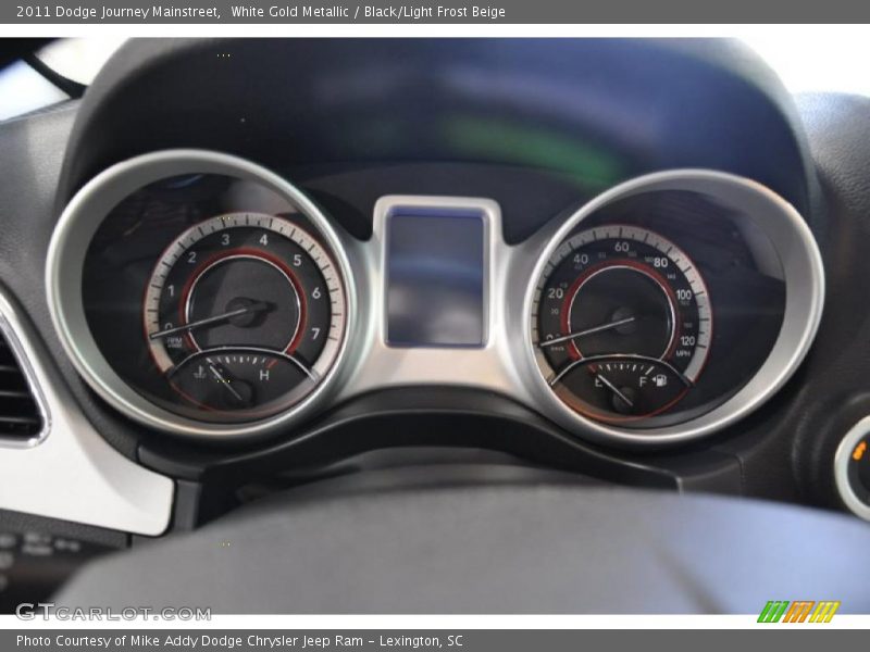 White Gold Metallic / Black/Light Frost Beige 2011 Dodge Journey Mainstreet