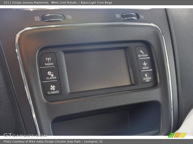 White Gold Metallic / Black/Light Frost Beige 2011 Dodge Journey Mainstreet