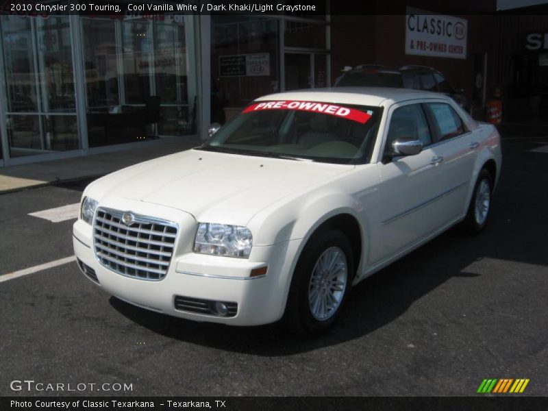 Cool Vanilla White / Dark Khaki/Light Graystone 2010 Chrysler 300 Touring