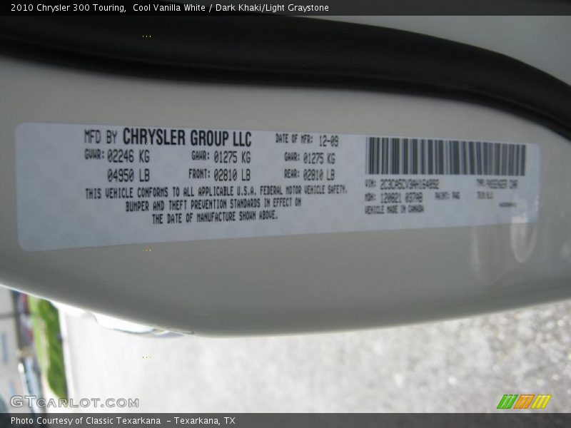 Cool Vanilla White / Dark Khaki/Light Graystone 2010 Chrysler 300 Touring