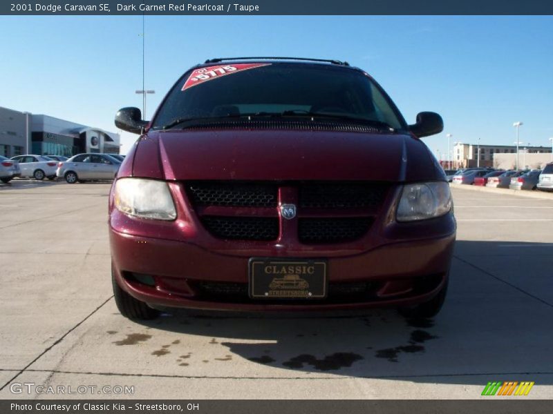 Dark Garnet Red Pearlcoat / Taupe 2001 Dodge Caravan SE