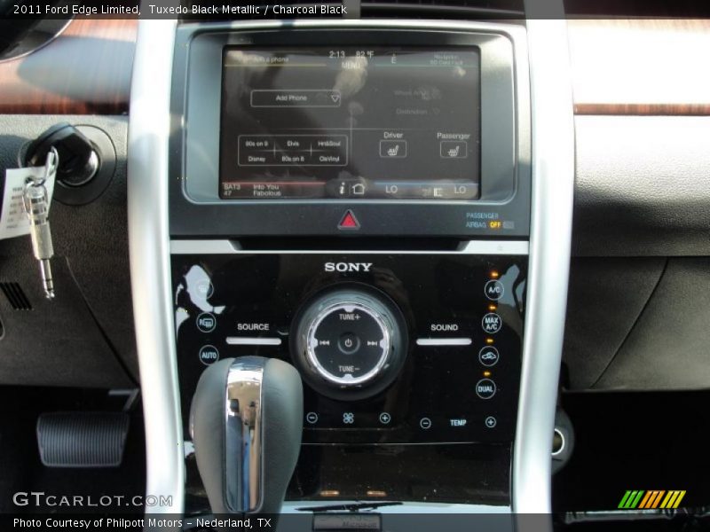 Tuxedo Black Metallic / Charcoal Black 2011 Ford Edge Limited