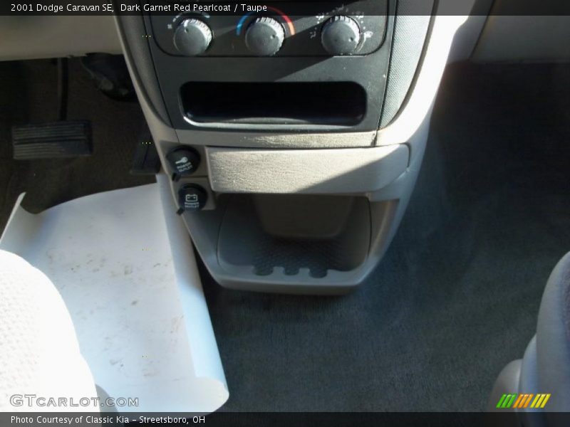 Dark Garnet Red Pearlcoat / Taupe 2001 Dodge Caravan SE