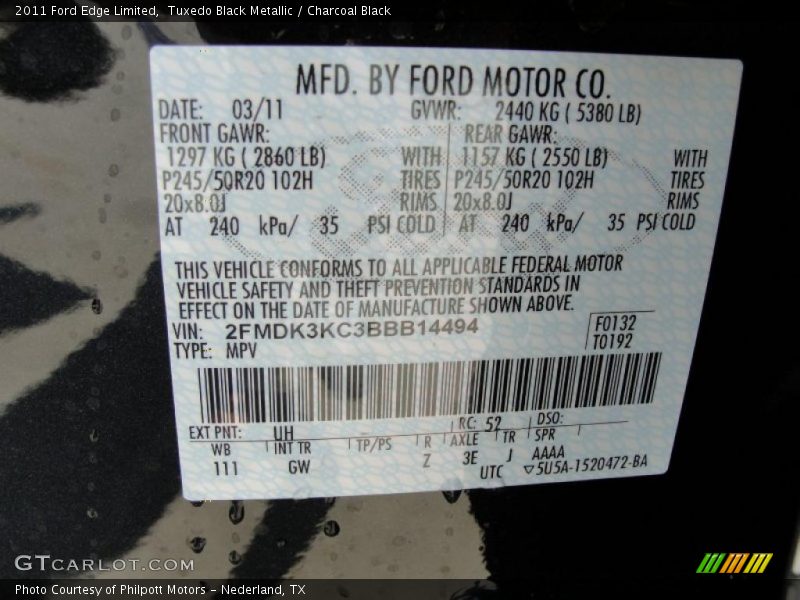 Tuxedo Black Metallic / Charcoal Black 2011 Ford Edge Limited