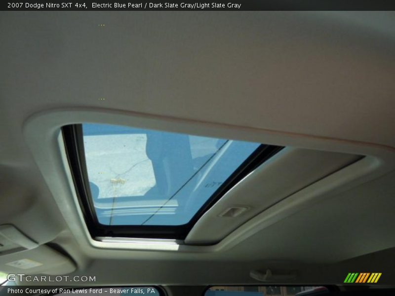 Electric Blue Pearl / Dark Slate Gray/Light Slate Gray 2007 Dodge Nitro SXT 4x4