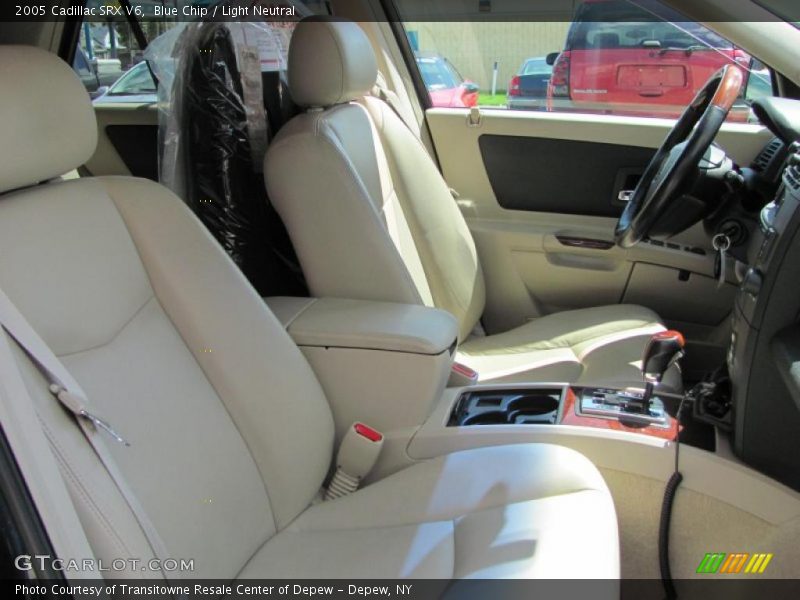 Blue Chip / Light Neutral 2005 Cadillac SRX V6
