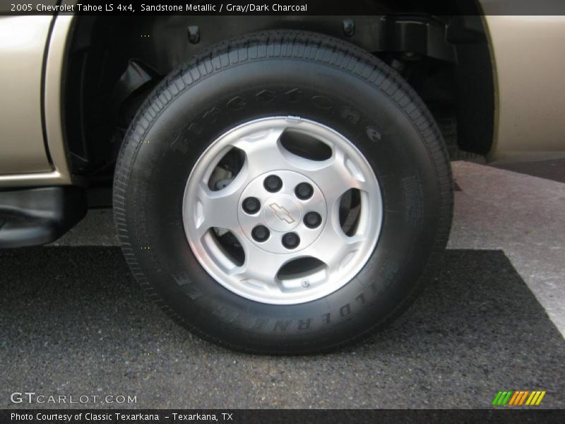 Sandstone Metallic / Gray/Dark Charcoal 2005 Chevrolet Tahoe LS 4x4