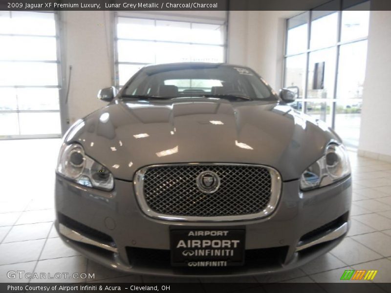 Lunar Grey Metallic / Charcoal/Charcoal 2009 Jaguar XF Premium Luxury