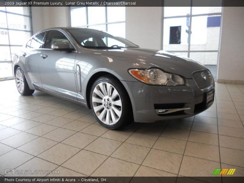 Lunar Grey Metallic / Charcoal/Charcoal 2009 Jaguar XF Premium Luxury