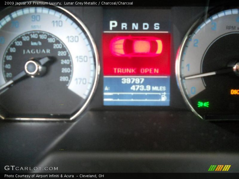 Lunar Grey Metallic / Charcoal/Charcoal 2009 Jaguar XF Premium Luxury
