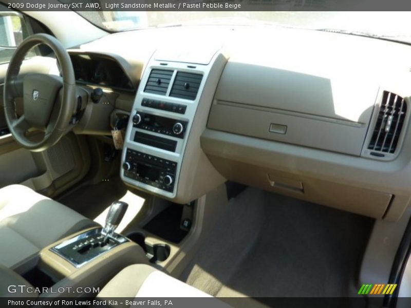 Light Sandstone Metallic / Pastel Pebble Beige 2009 Dodge Journey SXT AWD