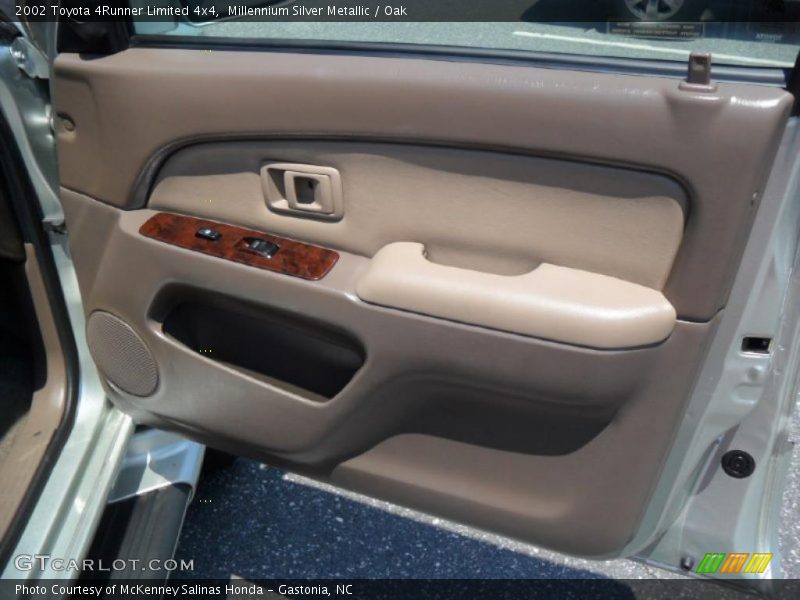 Millennium Silver Metallic / Oak 2002 Toyota 4Runner Limited 4x4