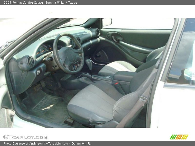 Summit White / Taupe 2005 Pontiac Sunfire Coupe