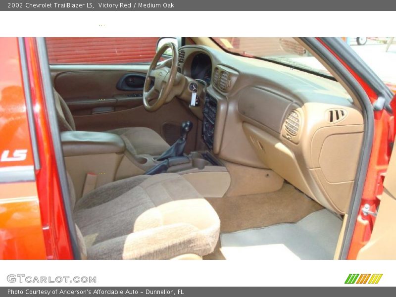 Victory Red / Medium Oak 2002 Chevrolet TrailBlazer LS