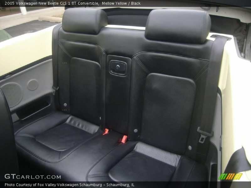 Mellow Yellow / Black 2005 Volkswagen New Beetle GLS 1.8T Convertible