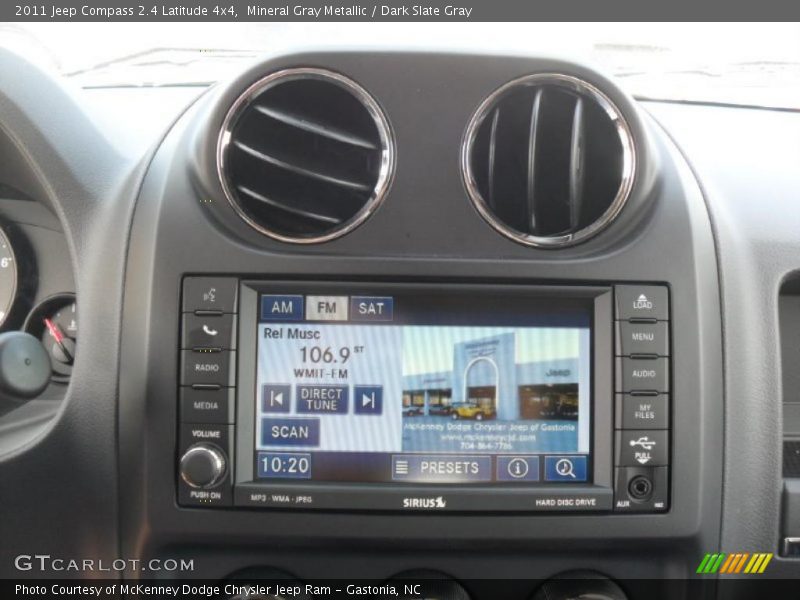 Mineral Gray Metallic / Dark Slate Gray 2011 Jeep Compass 2.4 Latitude 4x4