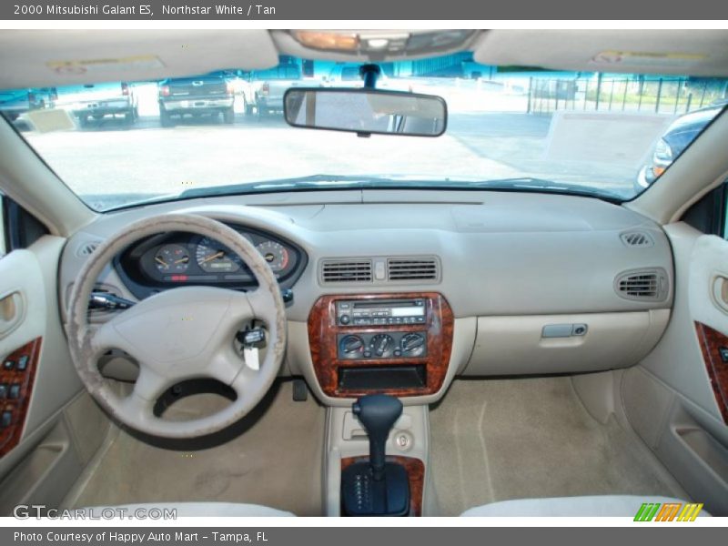 Dashboard of 2000 Galant ES