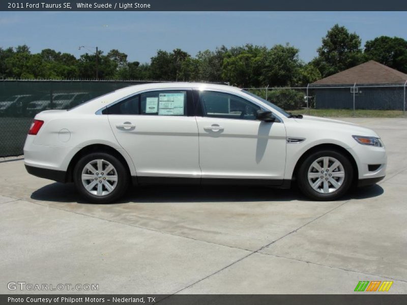  2011 Taurus SE White Suede