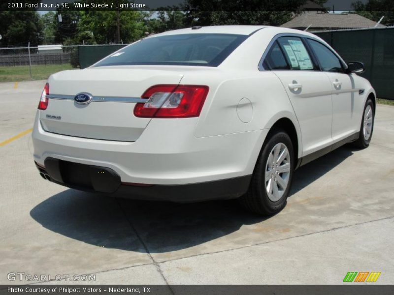  2011 Taurus SE White Suede