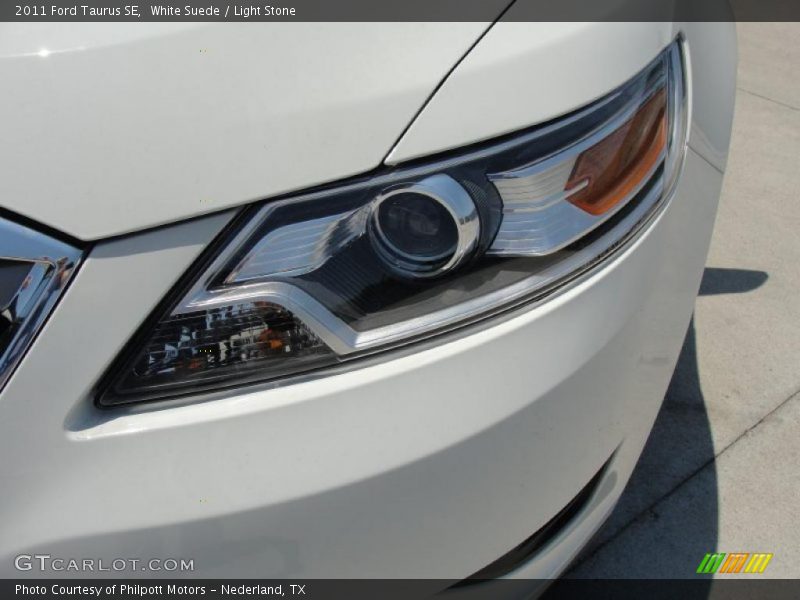 White Suede / Light Stone 2011 Ford Taurus SE