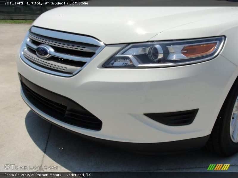 White Suede / Light Stone 2011 Ford Taurus SE