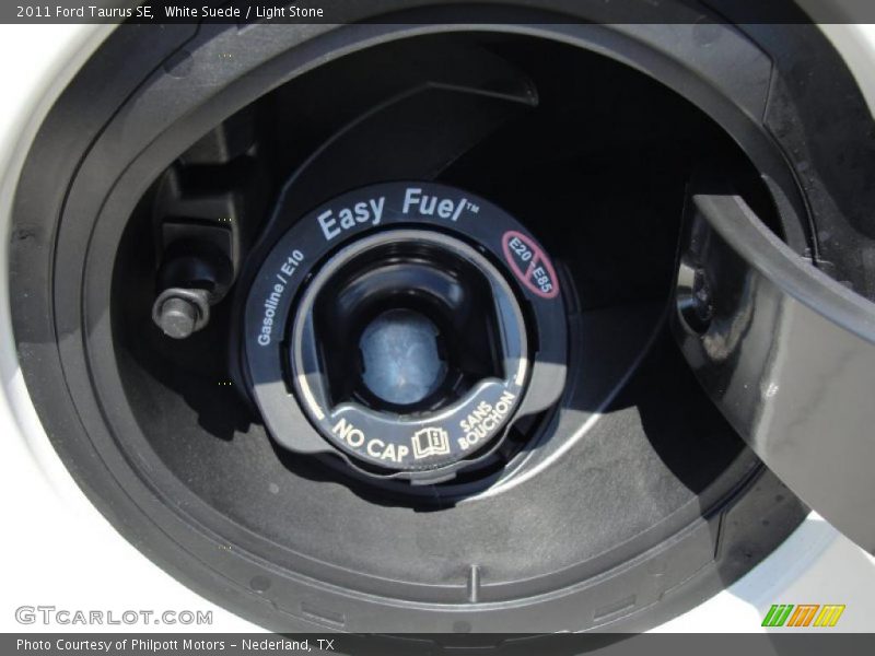 White Suede / Light Stone 2011 Ford Taurus SE