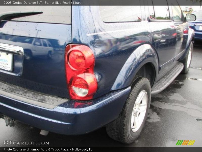 Patriot Blue Pearl / Khaki 2005 Dodge Durango SLT