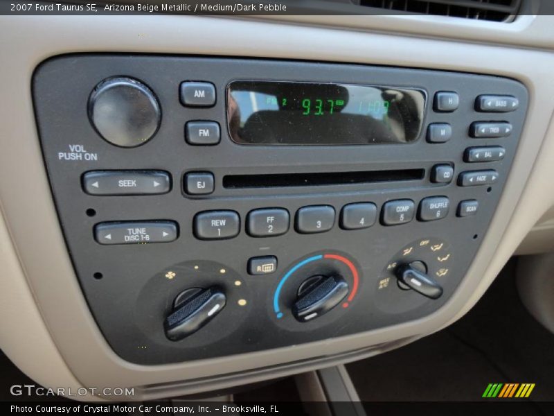 Arizona Beige Metallic / Medium/Dark Pebble 2007 Ford Taurus SE