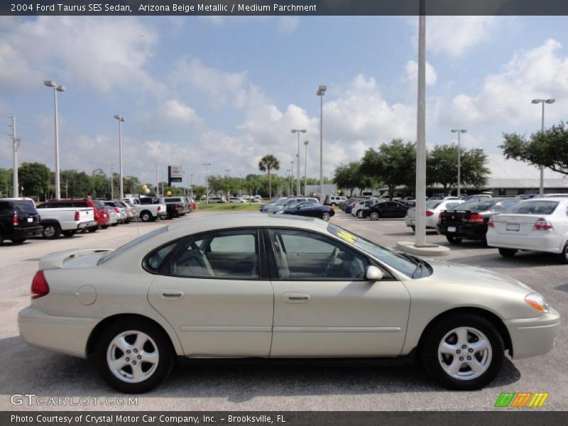 Arizona Beige Metallic / Medium Parchment 2004 Ford Taurus SES Sedan