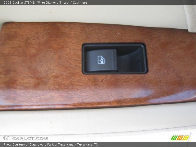 White Diamond Tricoat / Cashmere 2008 Cadillac STS V8