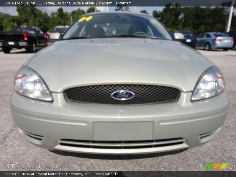 Arizona Beige Metallic / Medium Parchment 2004 Ford Taurus SES Sedan
