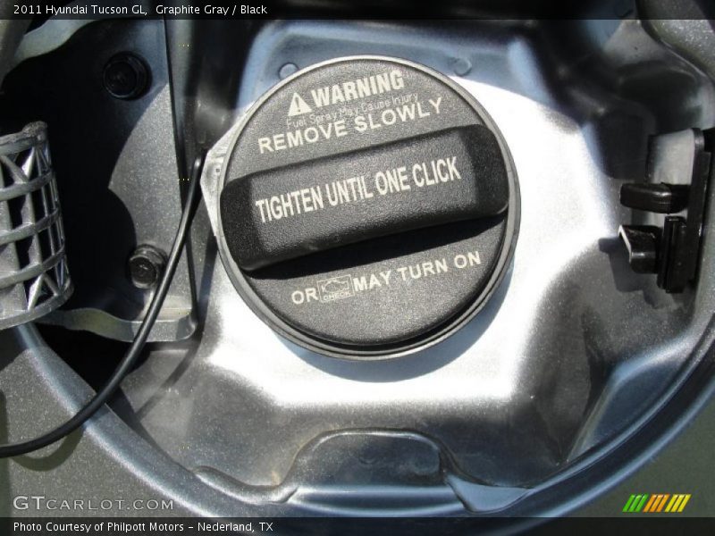 Graphite Gray / Black 2011 Hyundai Tucson GL