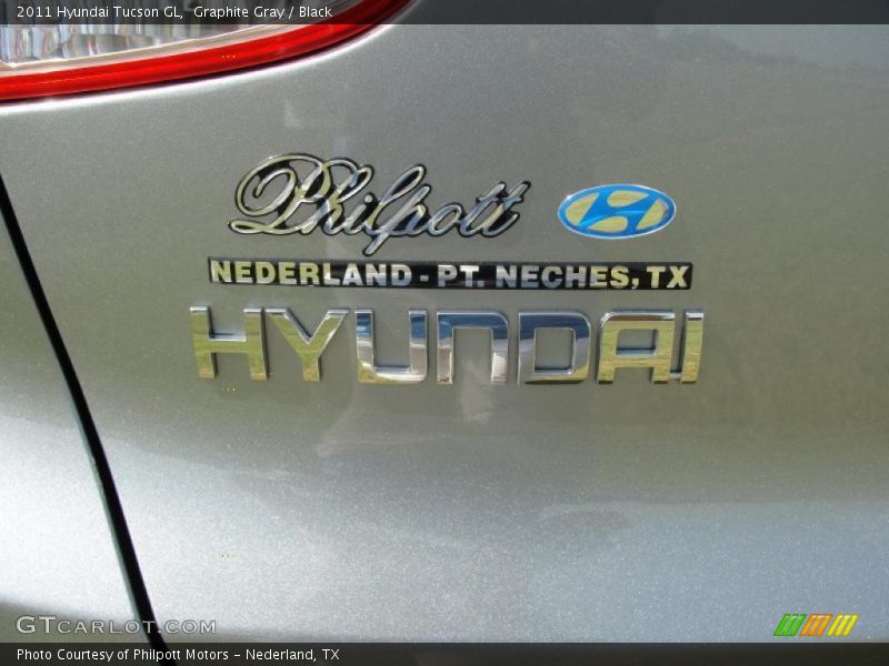 Graphite Gray / Black 2011 Hyundai Tucson GL