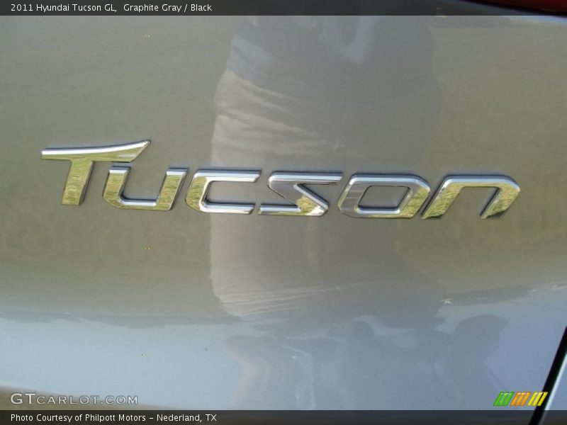  2011 Tucson GL Logo