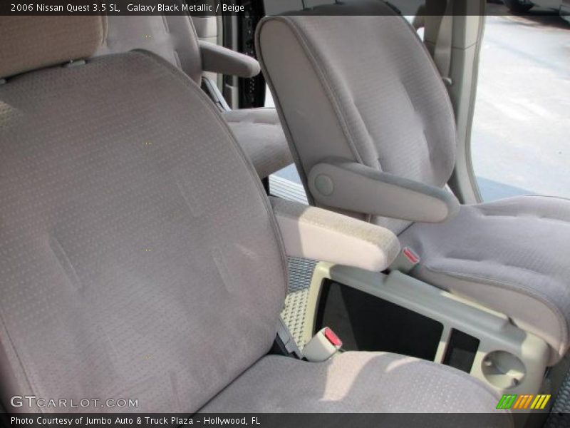 Galaxy Black Metallic / Beige 2006 Nissan Quest 3.5 SL