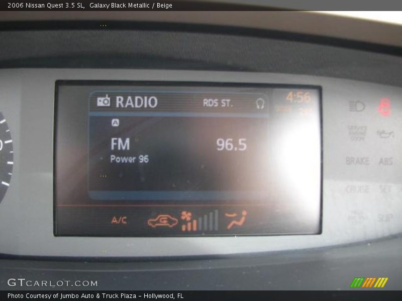 Galaxy Black Metallic / Beige 2006 Nissan Quest 3.5 SL