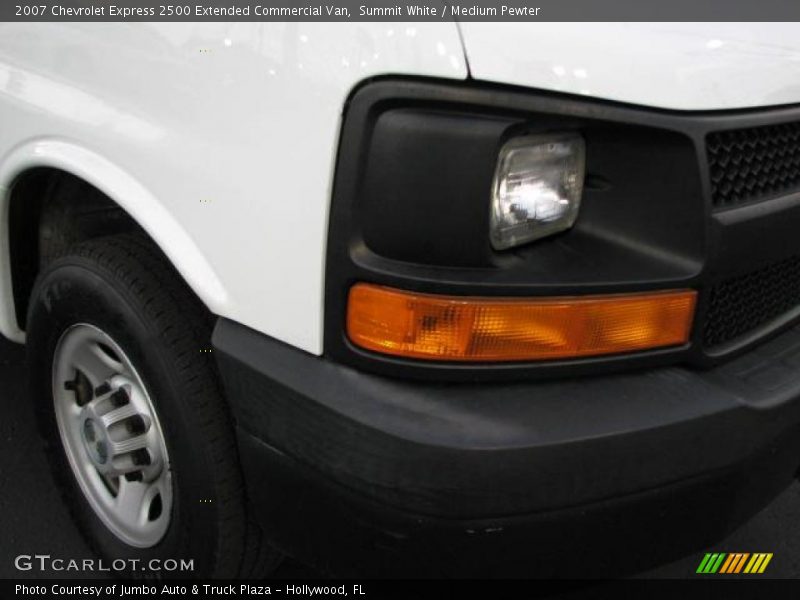 Summit White / Medium Pewter 2007 Chevrolet Express 2500 Extended Commercial Van