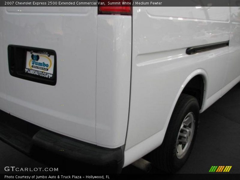 Summit White / Medium Pewter 2007 Chevrolet Express 2500 Extended Commercial Van