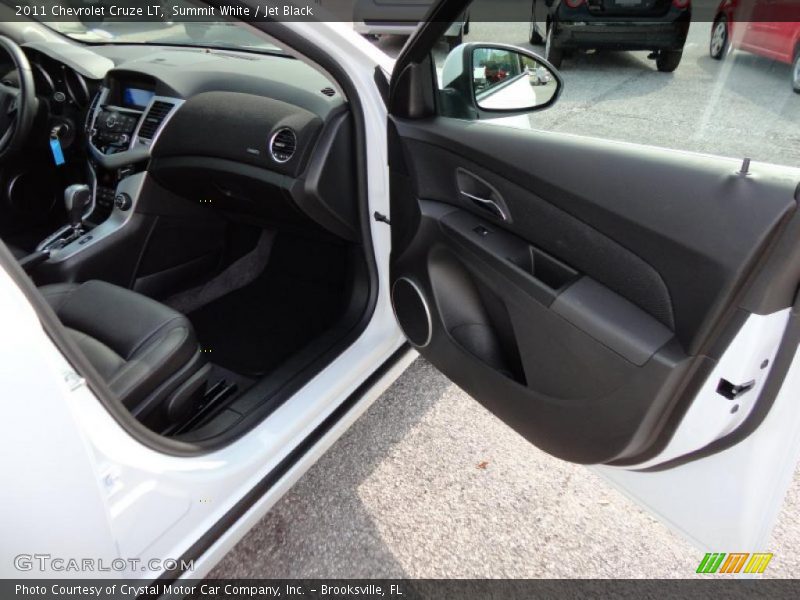 Summit White / Jet Black 2011 Chevrolet Cruze LT