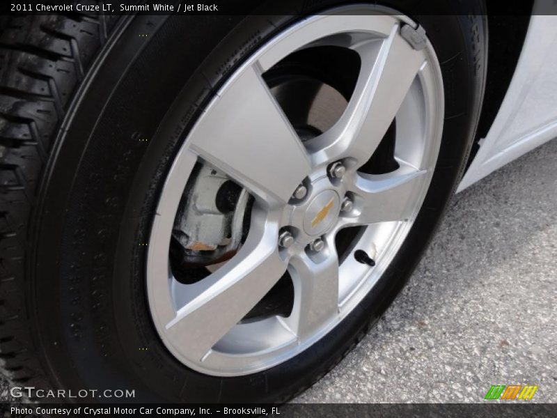 Summit White / Jet Black 2011 Chevrolet Cruze LT