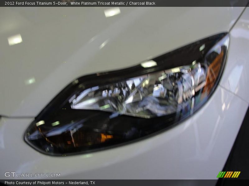 White Platinum Tricoat Metallic / Charcoal Black 2012 Ford Focus Titanium 5-Door