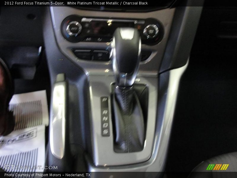 White Platinum Tricoat Metallic / Charcoal Black 2012 Ford Focus Titanium 5-Door
