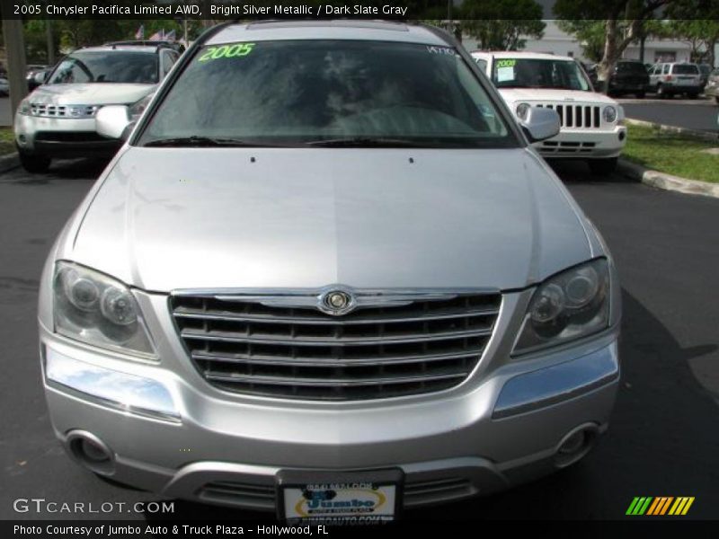 Bright Silver Metallic / Dark Slate Gray 2005 Chrysler Pacifica Limited AWD