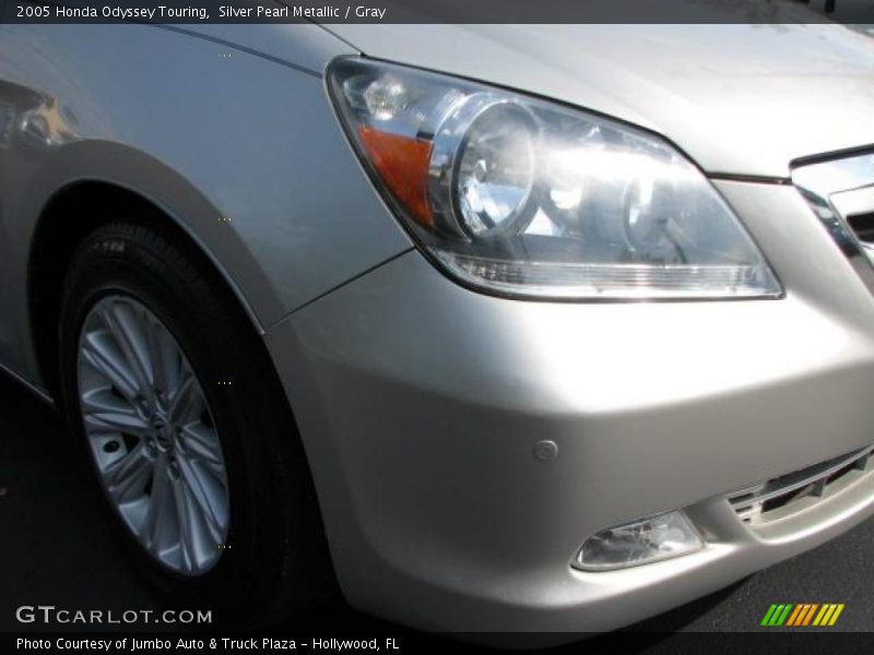 Silver Pearl Metallic / Gray 2005 Honda Odyssey Touring