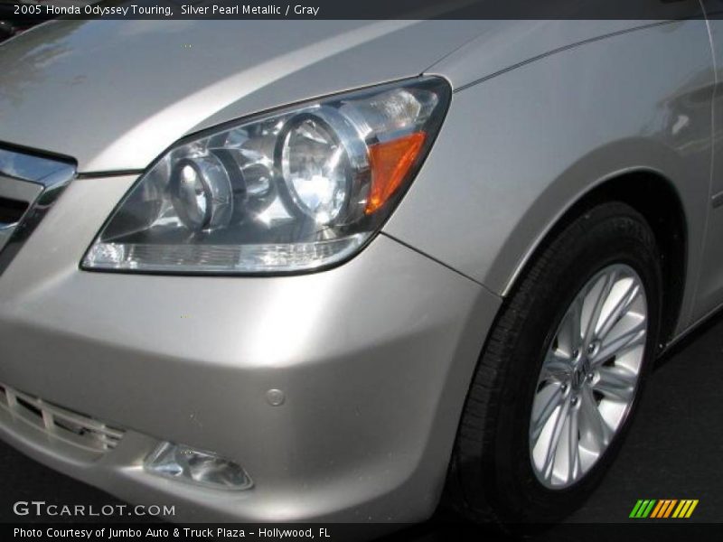 Silver Pearl Metallic / Gray 2005 Honda Odyssey Touring