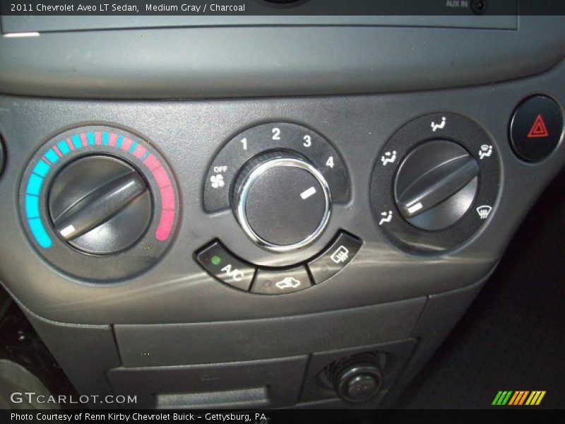 Controls of 2011 Aveo LT Sedan