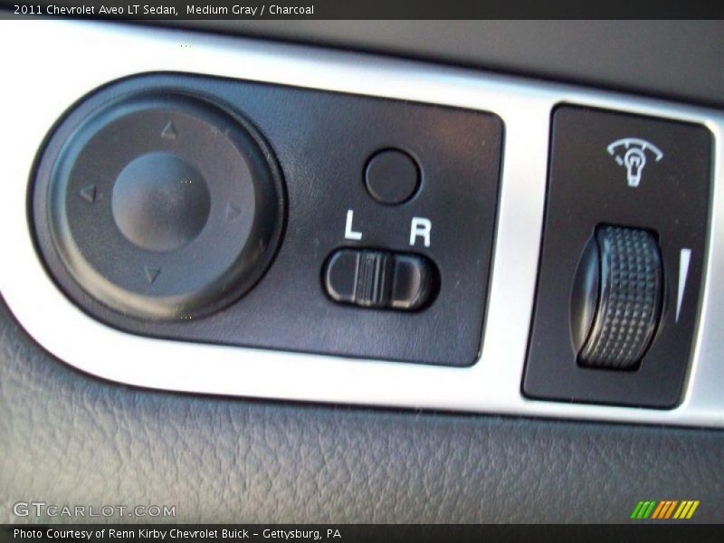 Controls of 2011 Aveo LT Sedan