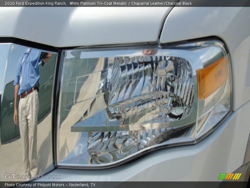 White Platinum Tri-Coat Metallic / Chaparral Leather/Charcoal Black 2010 Ford Expedition King Ranch