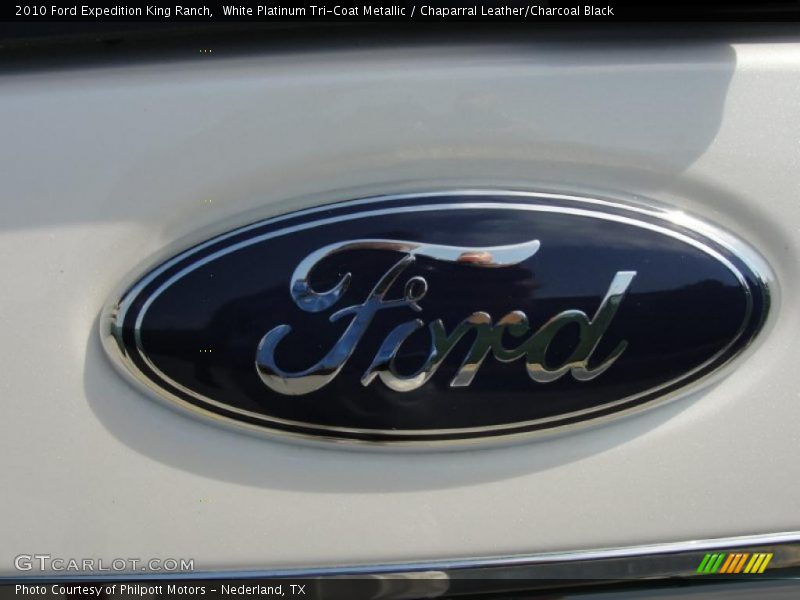  2010 Expedition King Ranch Logo